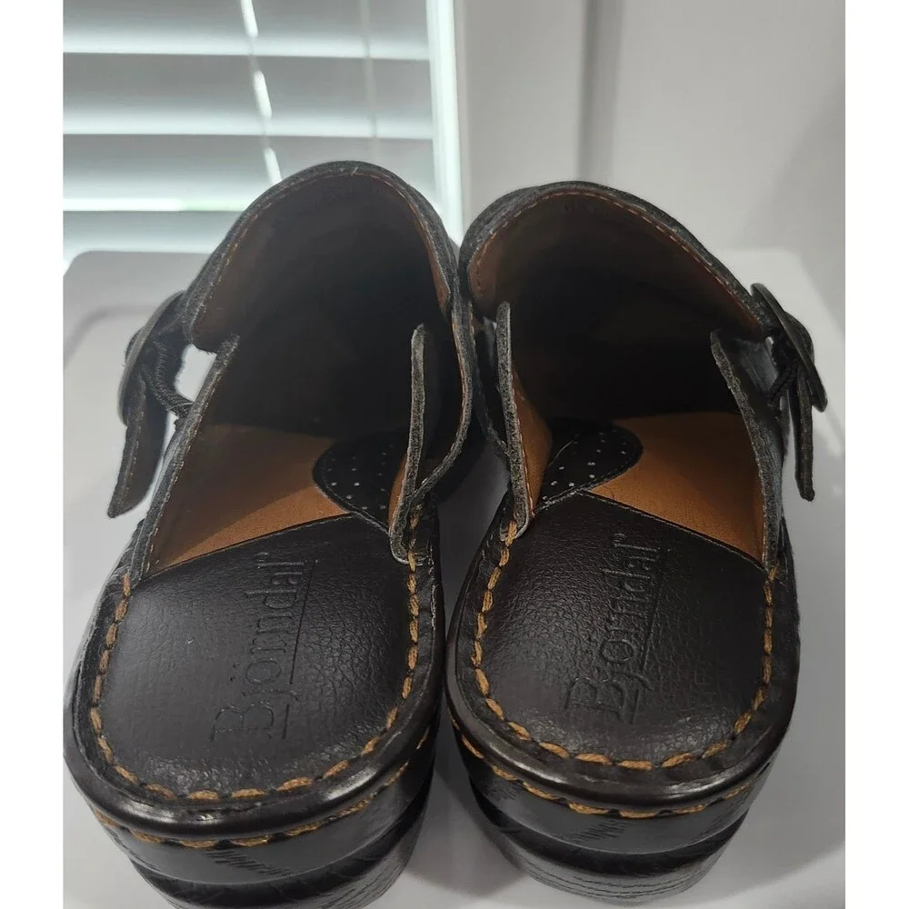 Björndal KellyAnne women's clogs in brown leather-size 8